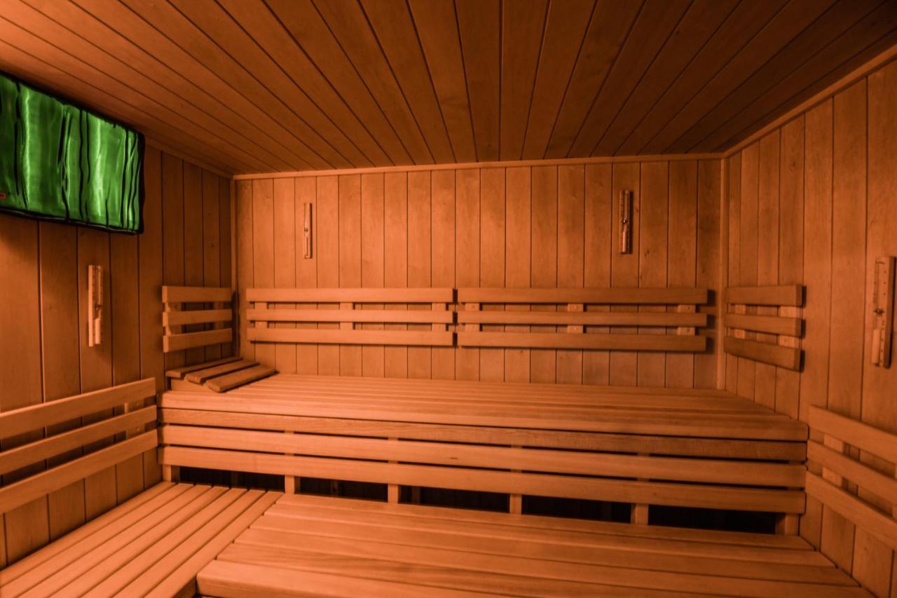 Pensjonat Fitness & Spa Gregor Зелёна-Гура Экстерьер фото