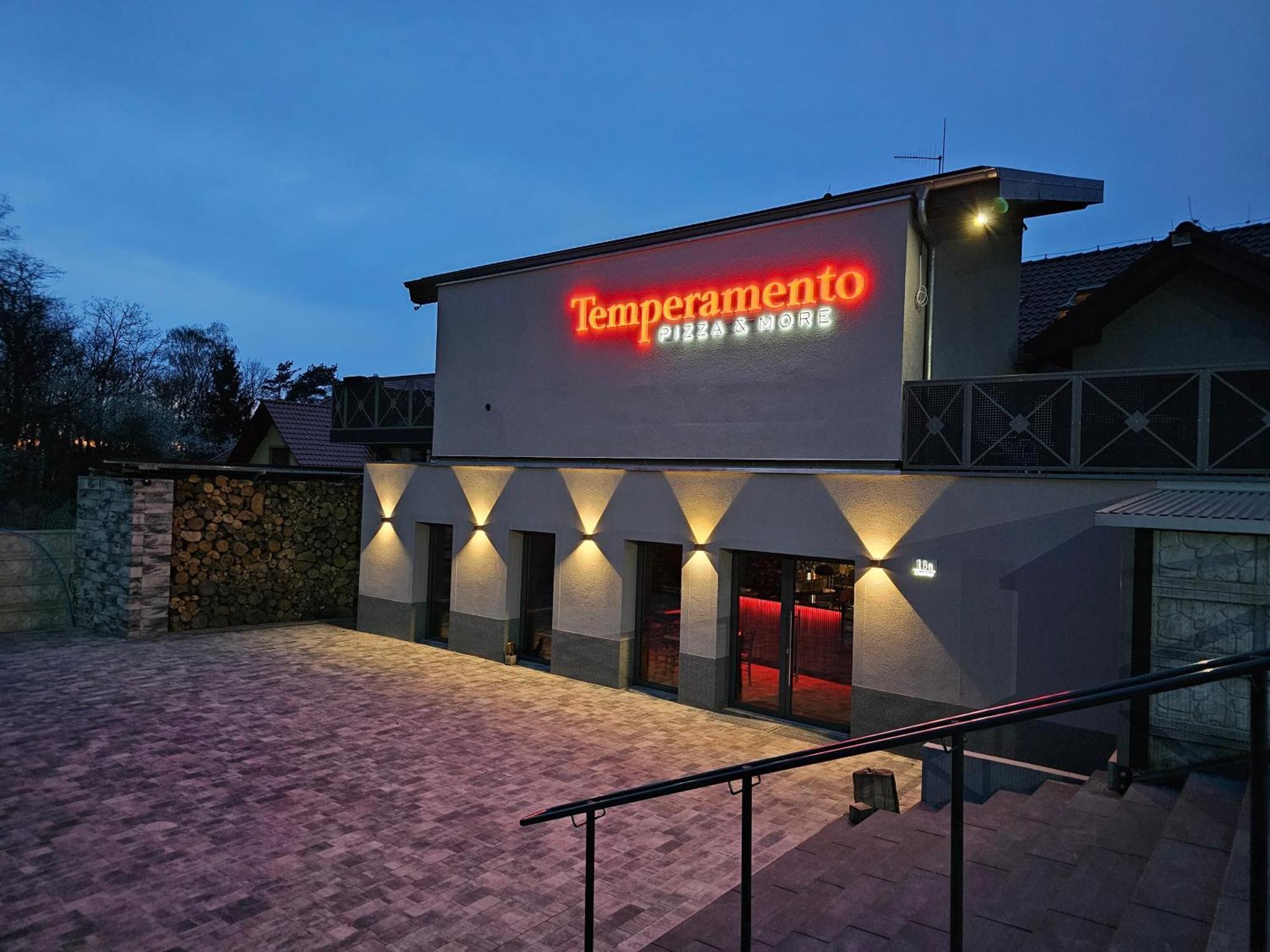 Pensjonat Fitness & Spa Gregor Зелёна-Гура Экстерьер фото